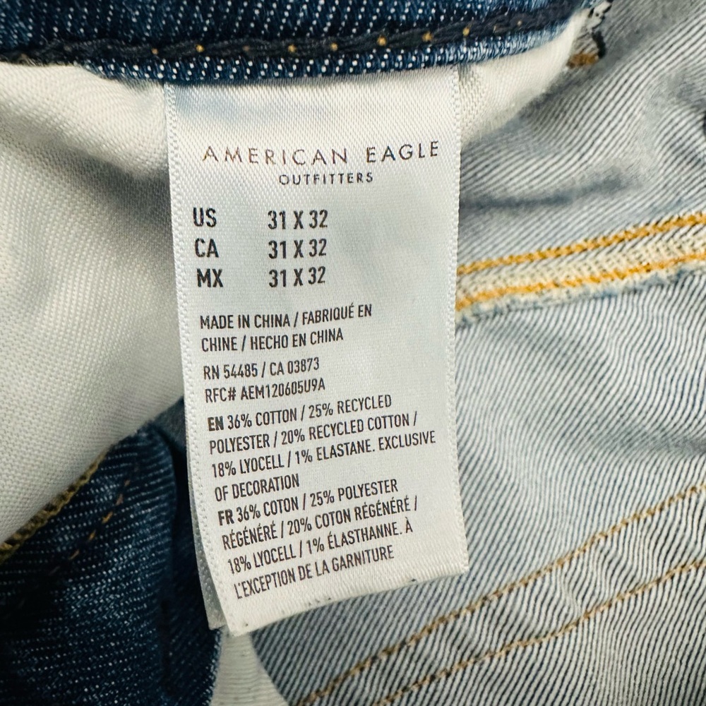 American Eagle Straight Denim Jeans Bundle - Light & Dark Wash Pair Mens 31x32 - Picture 13 of 15